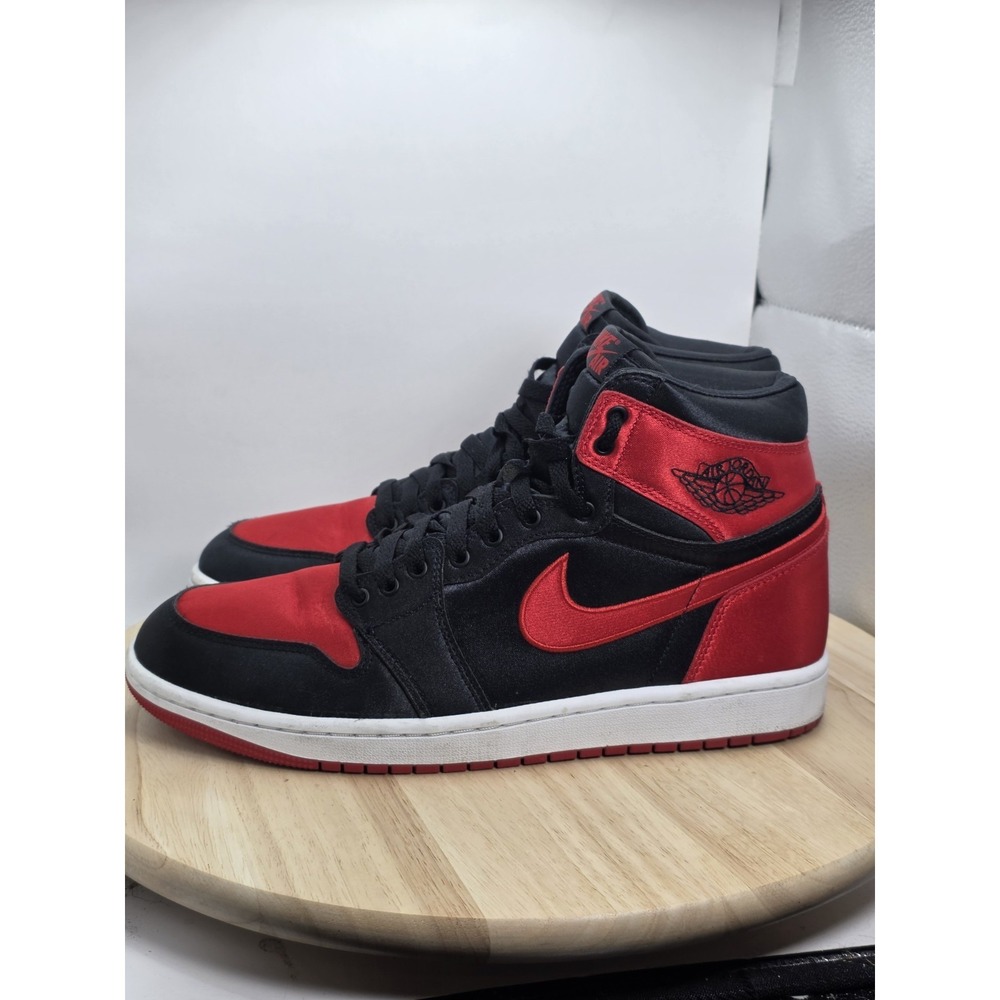 Mens Size 9.5 - Air Jordan 1 Retro OG 2023 High Satin Bred Woman's Size 11‎